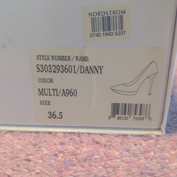 Alicia & Olivia Heels - Picture 5 of 5